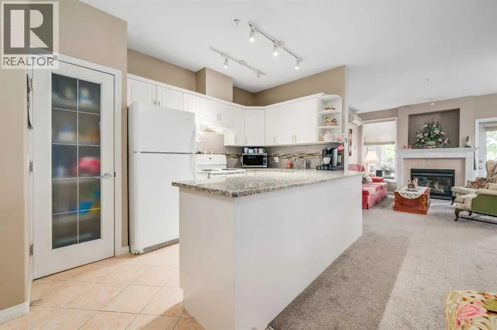 1113, 1113 Lake Fraser Green SE