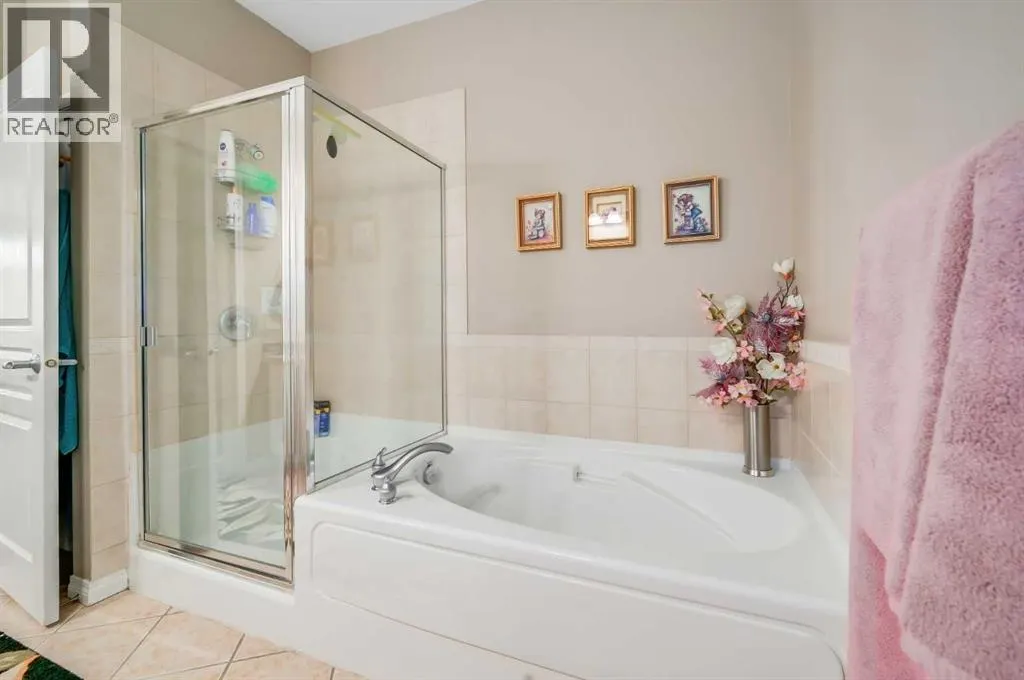 1113, 1113 Lake Fraser Green SE