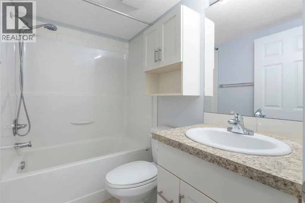 3303, 279 Copperpond Common SE