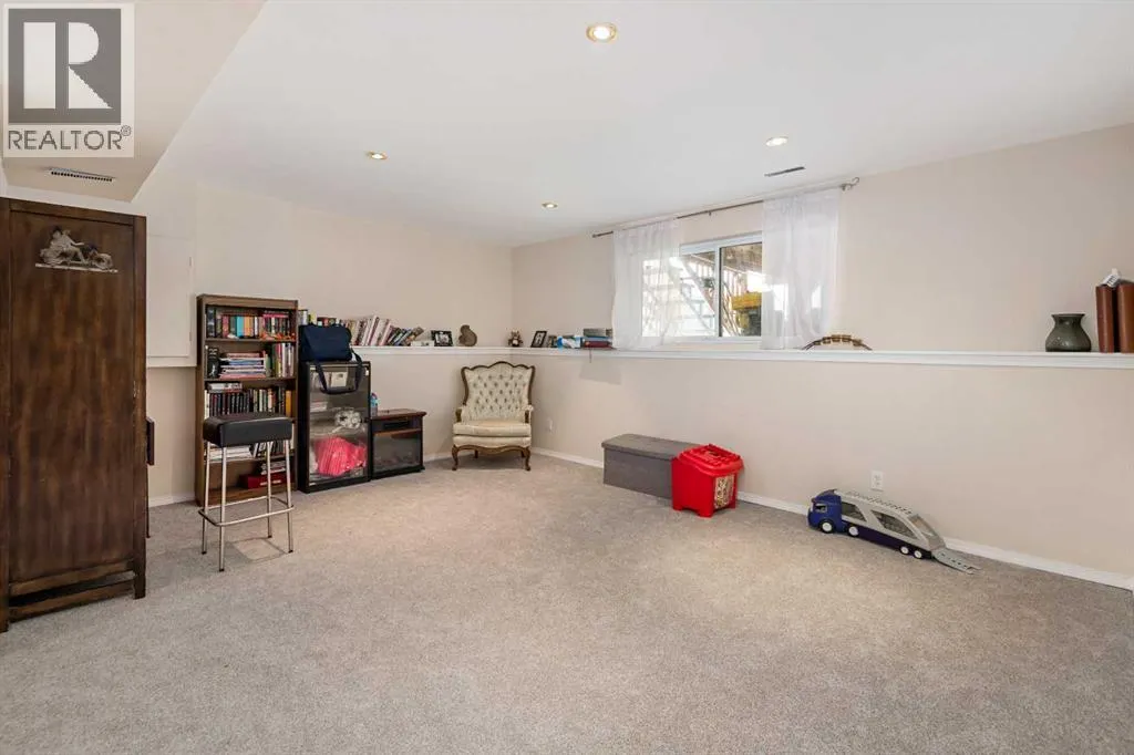 18 Big Springs Hill SE