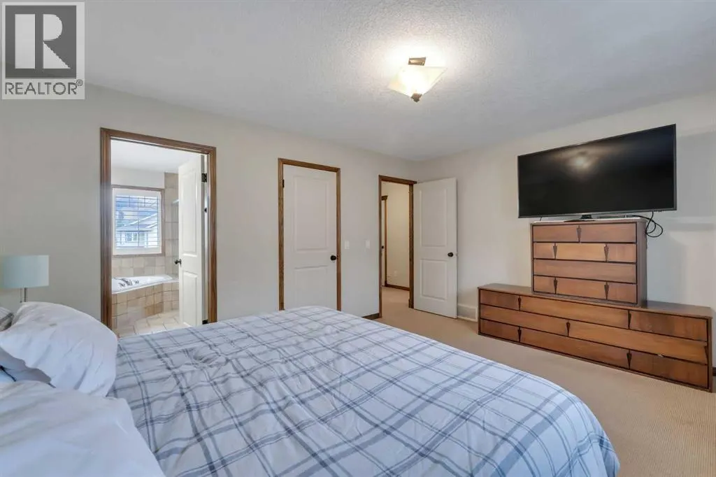 168 Sunset Close