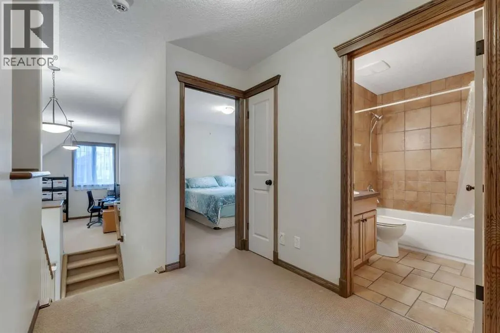168 Sunset Close