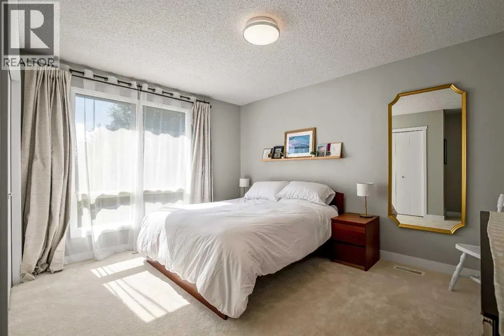19 Hawkfield Way NW