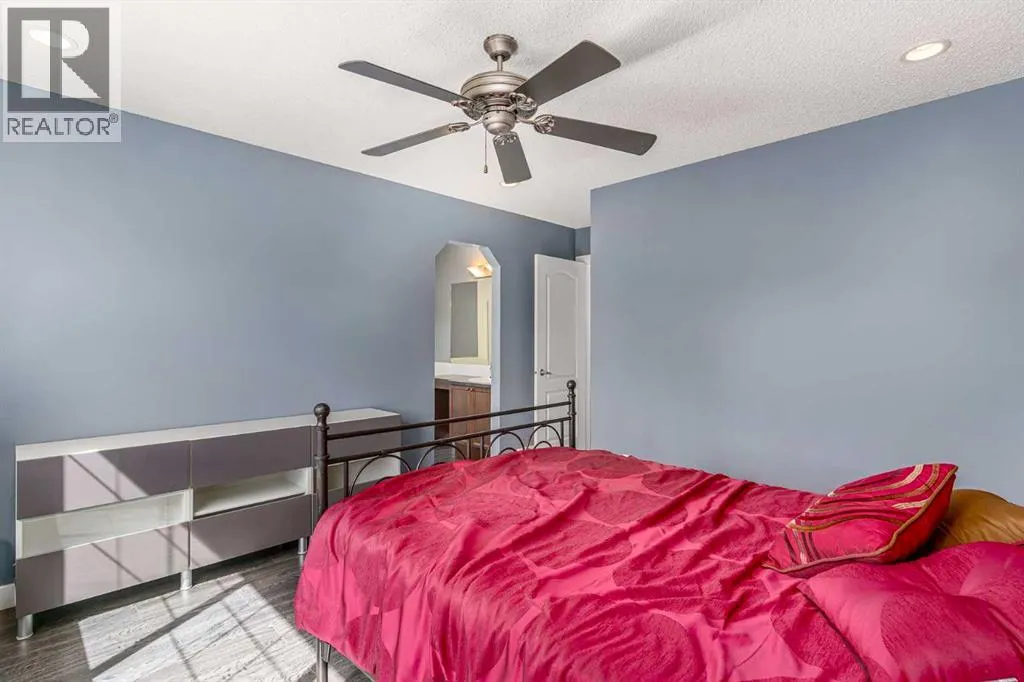 255 Silverado Range Close SW