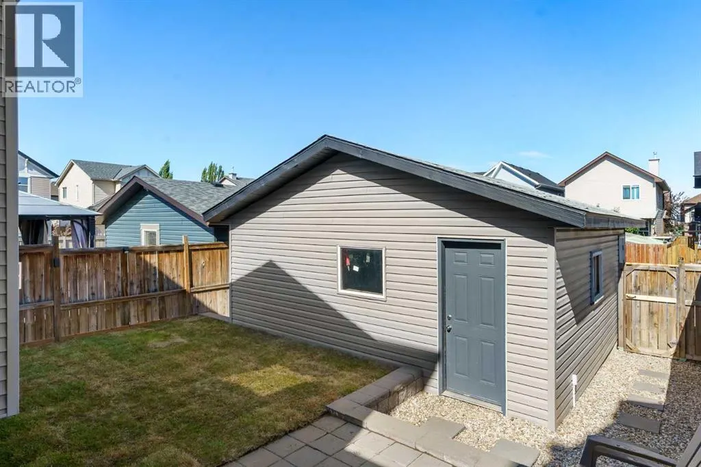 255 Silverado Range Close SW