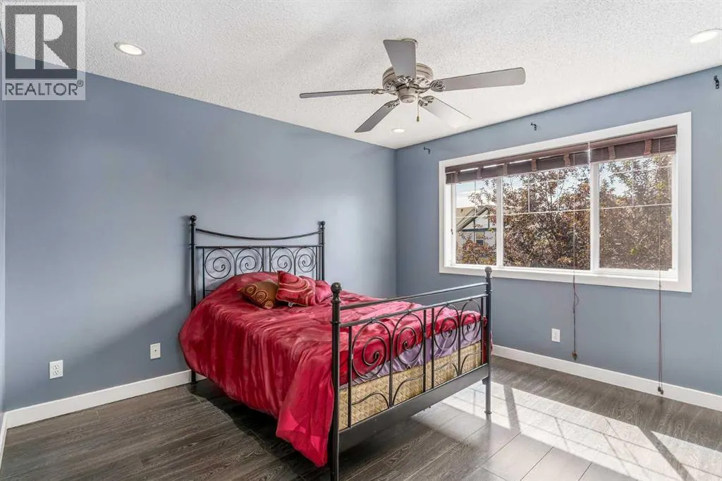 255 Silverado Range Close SW