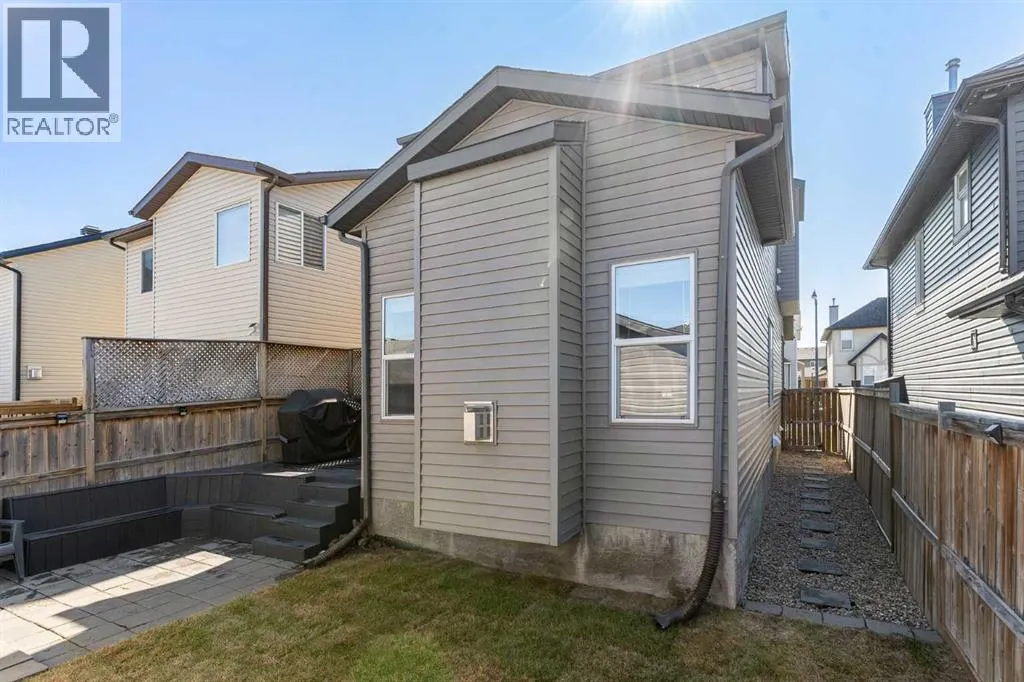 255 Silverado Range Close SW