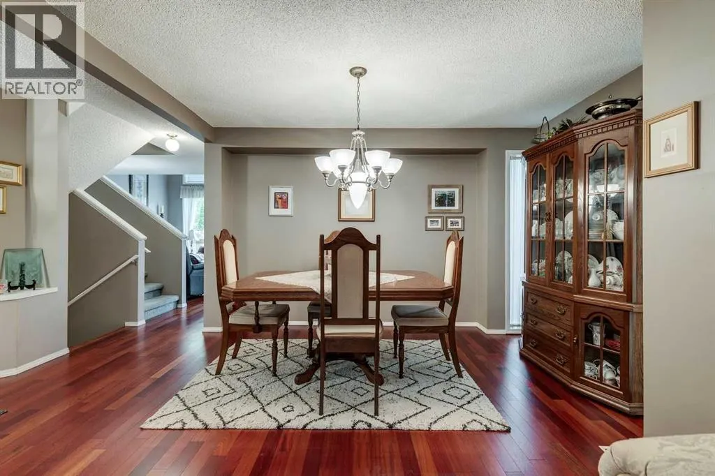 888 Riverbend Drive SE