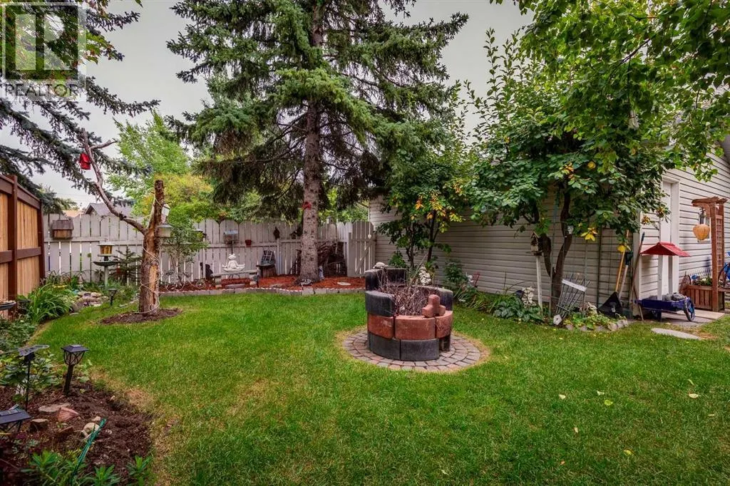 888 Riverbend Drive SE