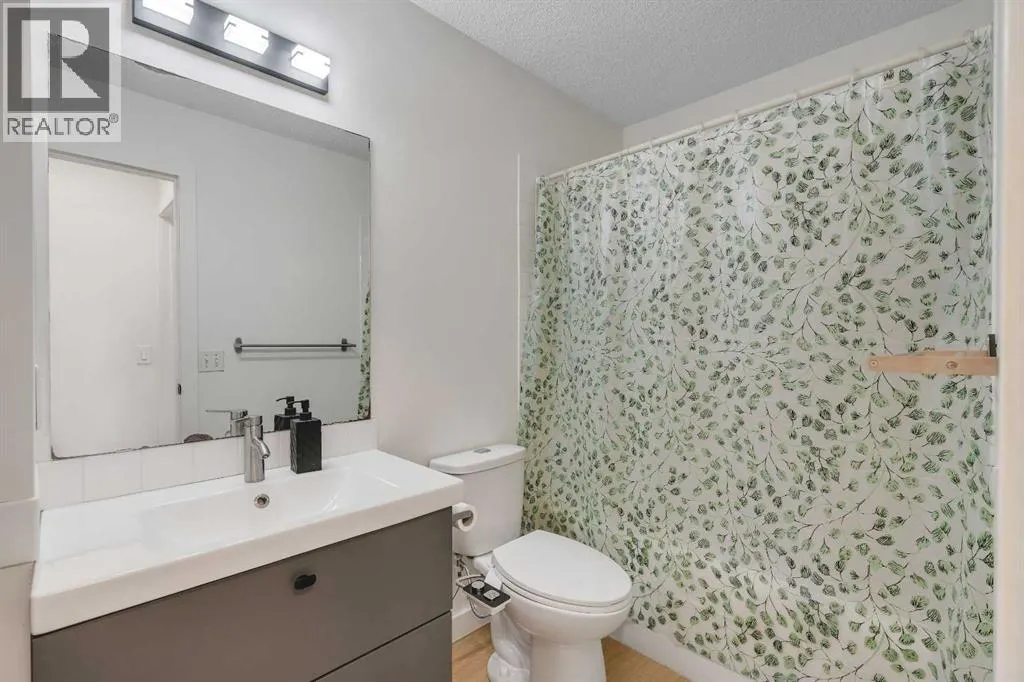 151 Tarington Green NE