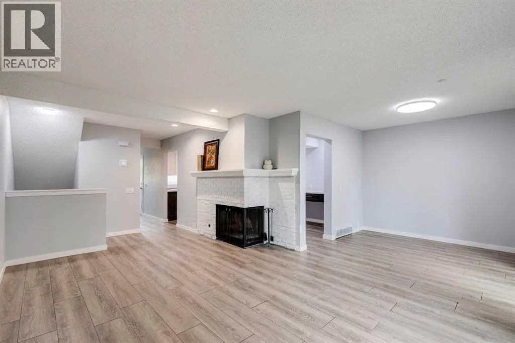 701, 4935 Dalton Drive NW