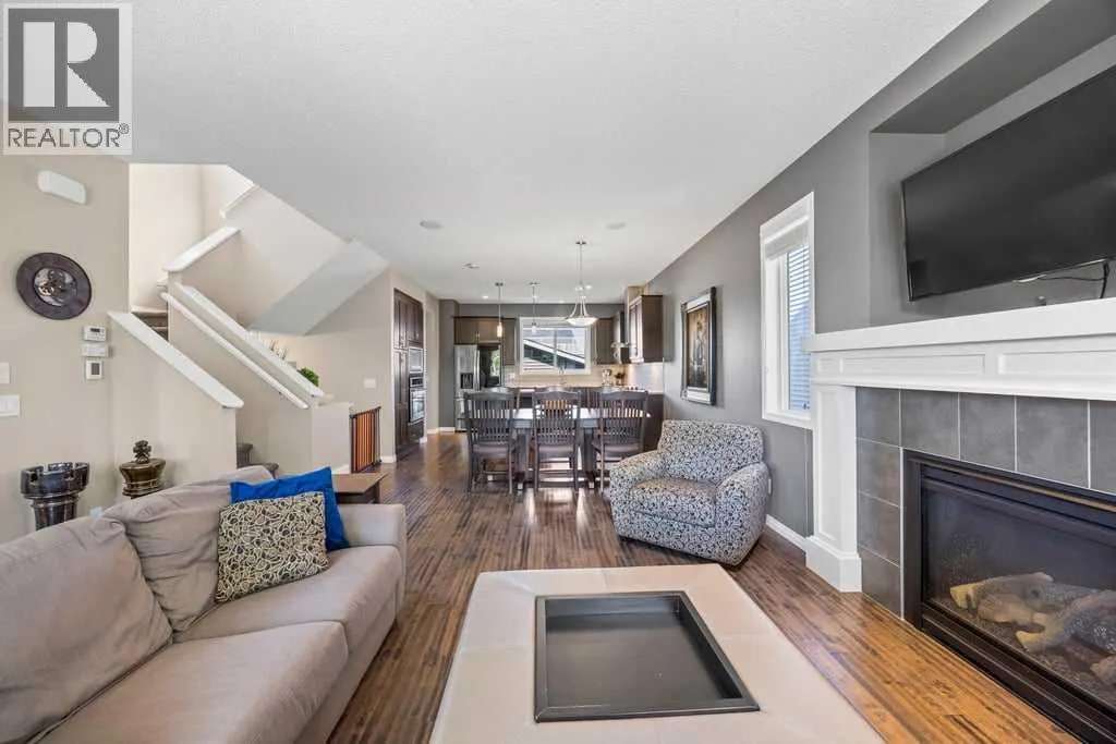 512 River Heights Green
