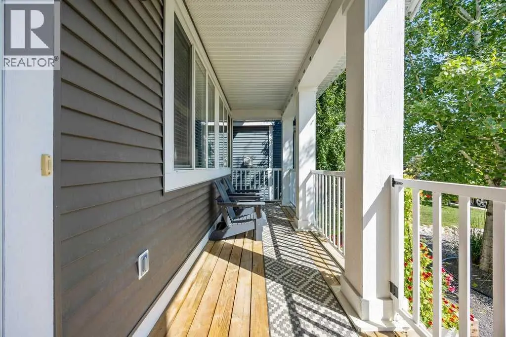 512 River Heights Green