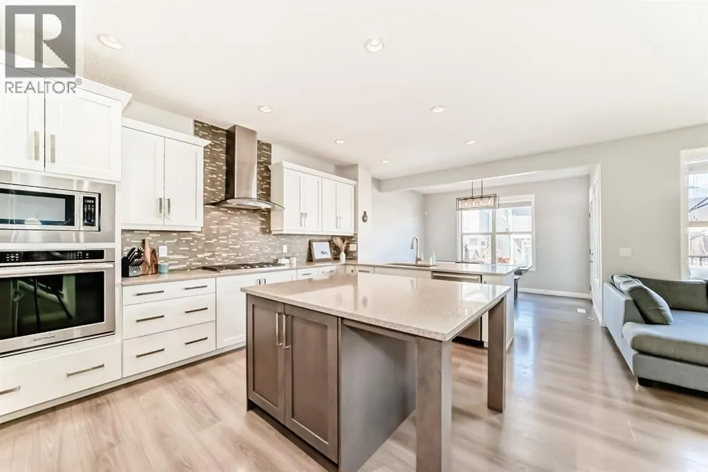 22 Riviera Place