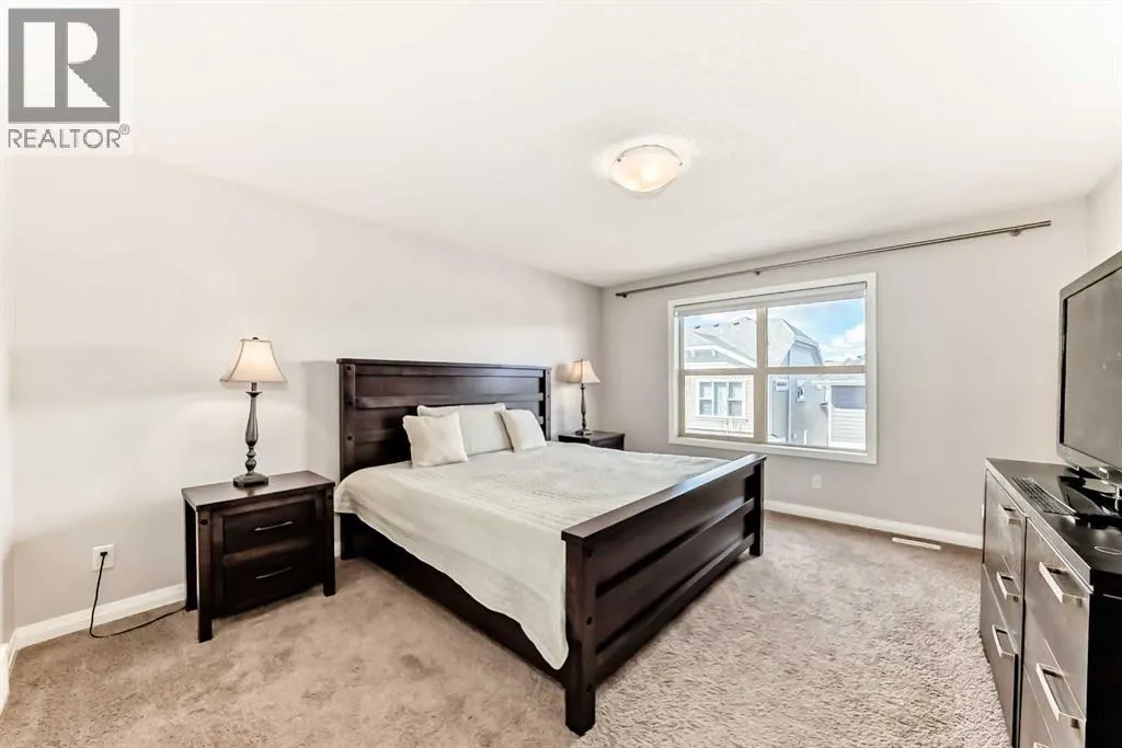 22 Riviera Place