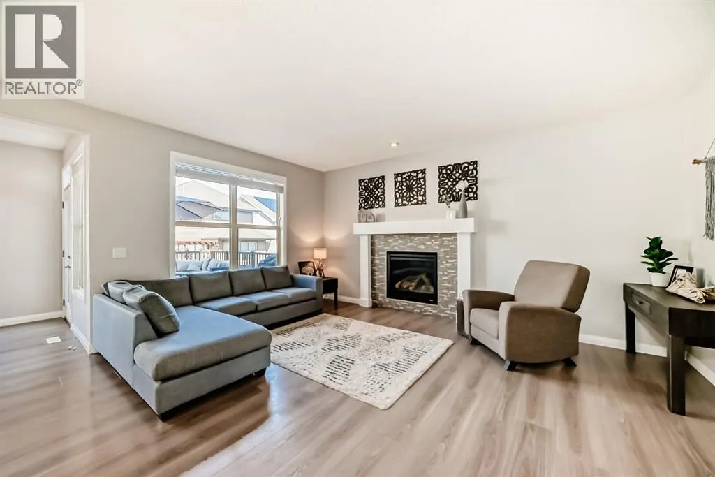 22 Riviera Place