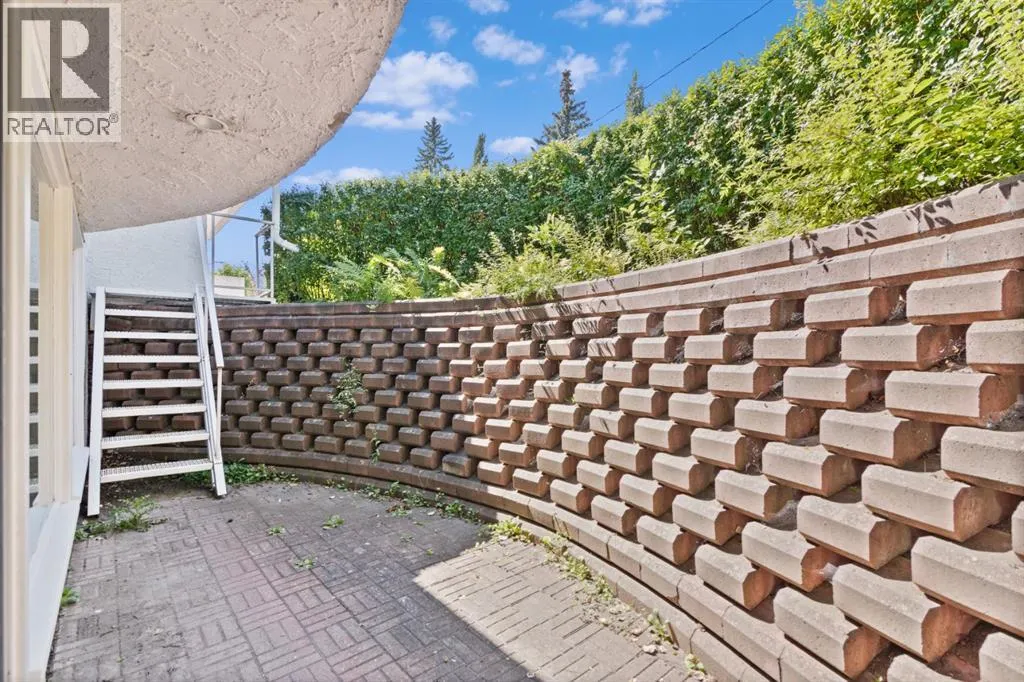 20 Windsor Crescent SW