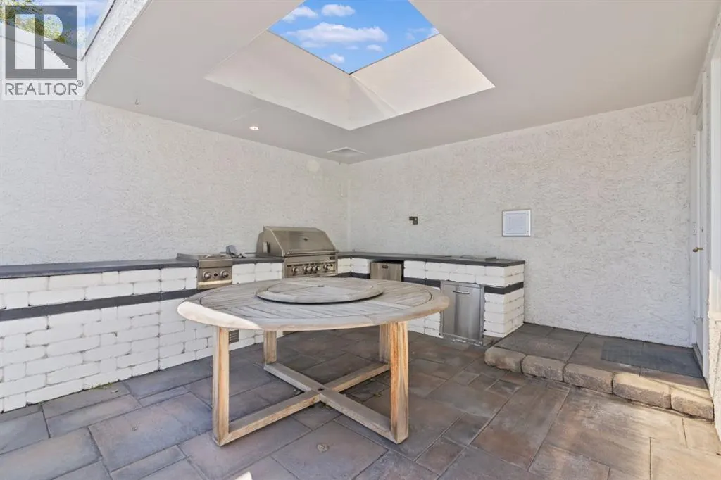 20 Windsor Crescent SW