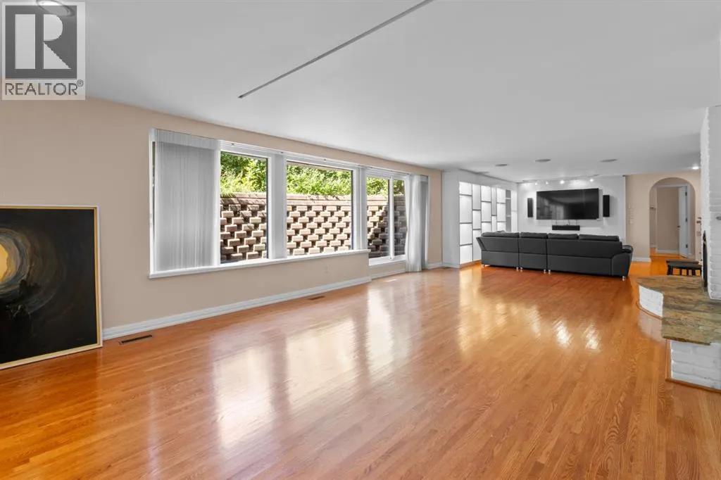 20 Windsor Crescent SW