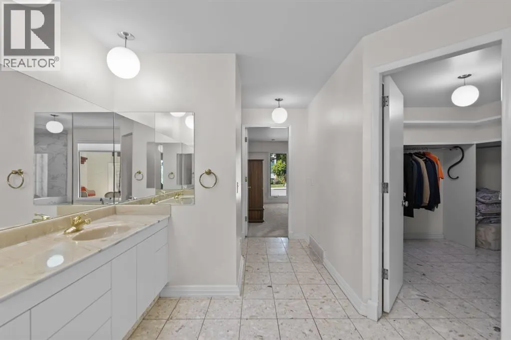 20 Windsor Crescent SW