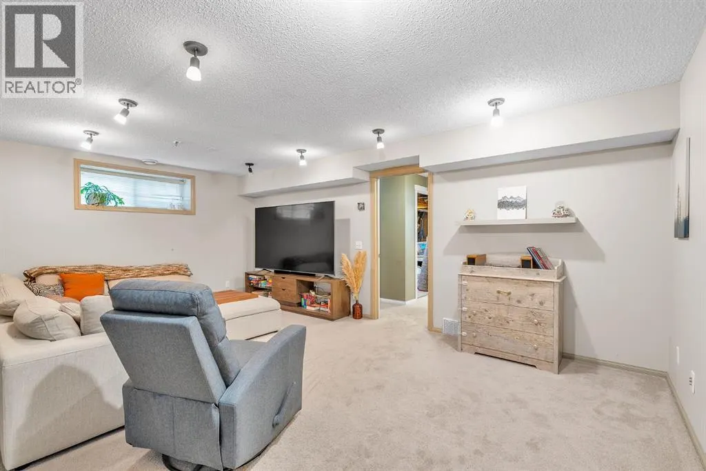 30 Sunset Heights