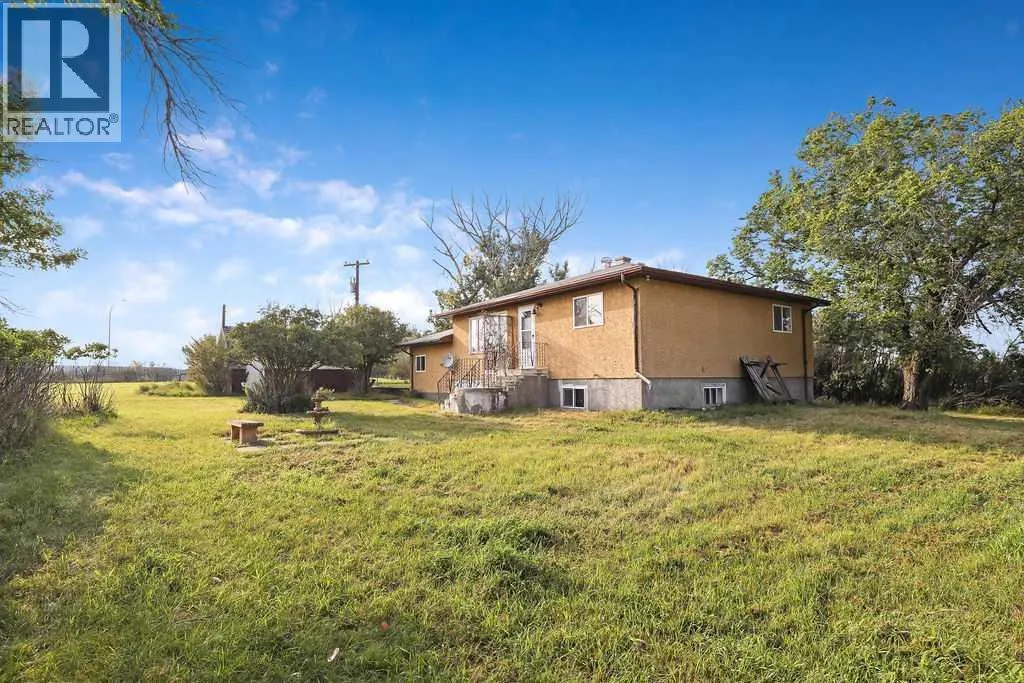 282013 HWY 533