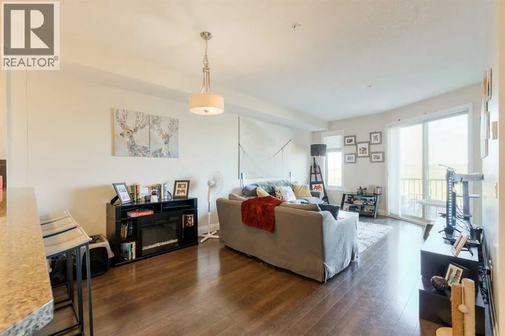 2105, 15 Sunset Square
