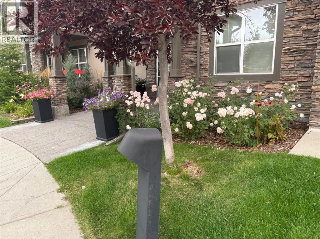 211, 25 Prestwick Drive SE