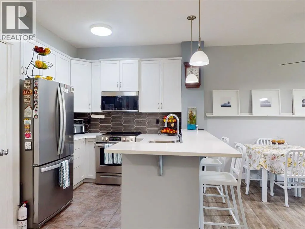 211, 25 Prestwick Drive SE
