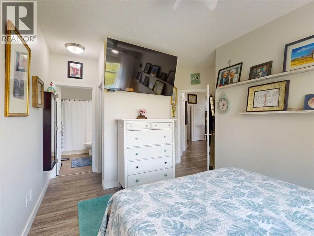 211, 25 Prestwick Drive SE