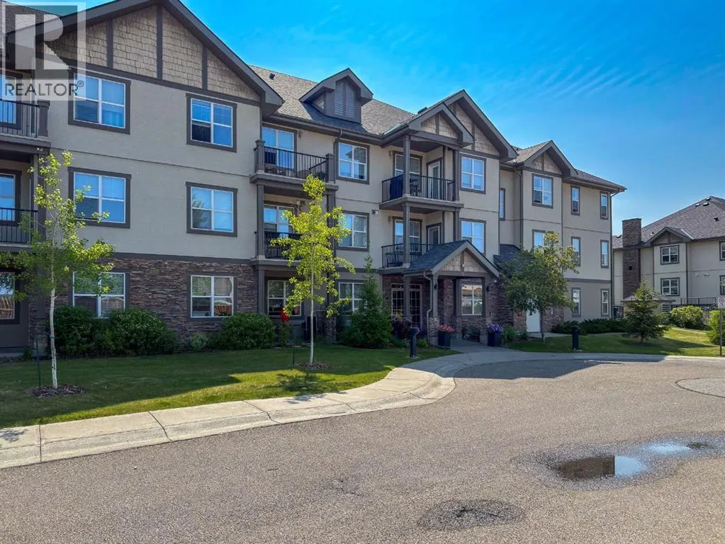 211, 25 Prestwick Drive SE