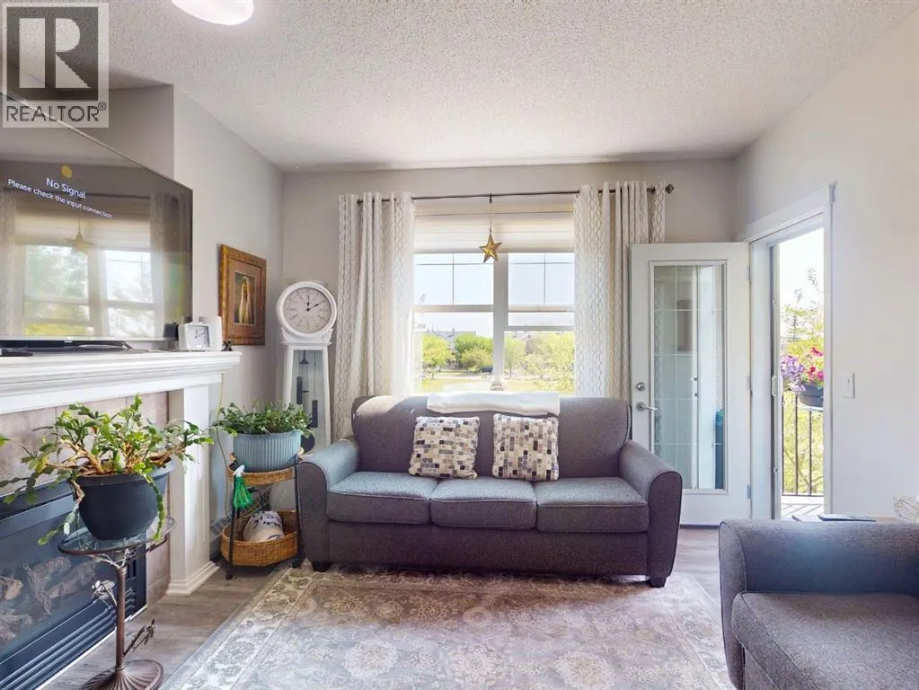 211, 25 Prestwick Drive SE