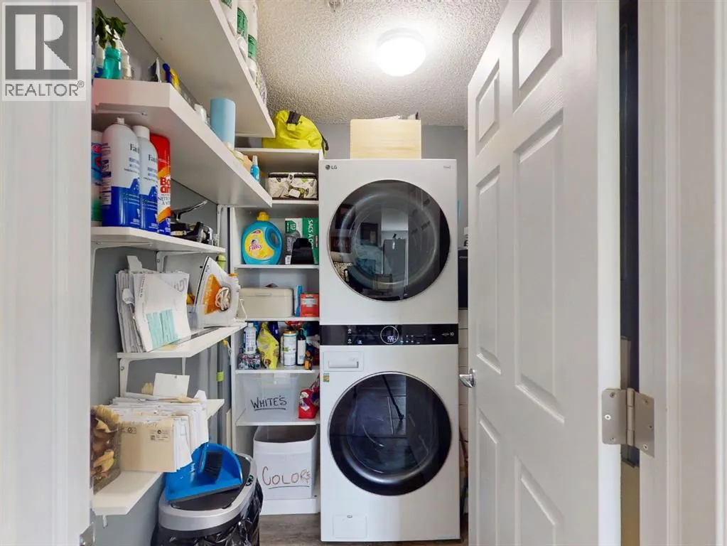 211, 25 Prestwick Drive SE