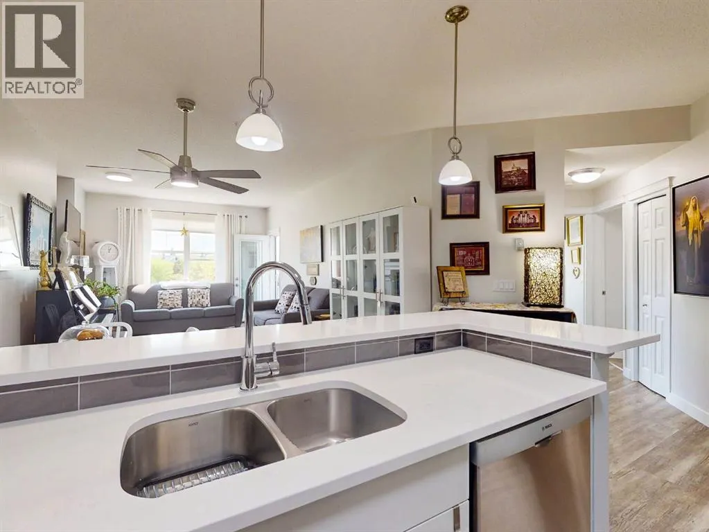 211, 25 Prestwick Drive SE