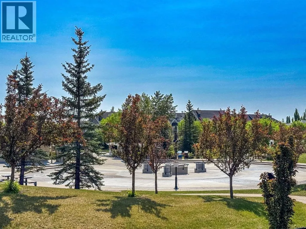 211, 25 Prestwick Drive SE