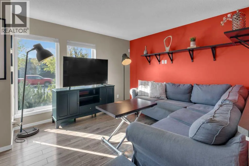 132 Walden Gate SE
