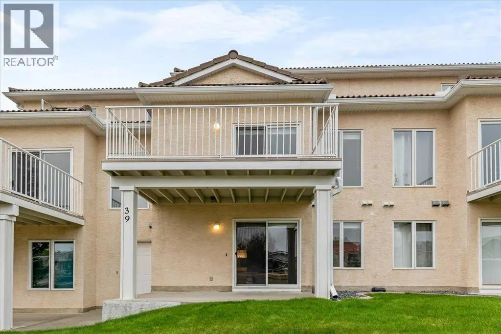 39 Hamptons Link NW