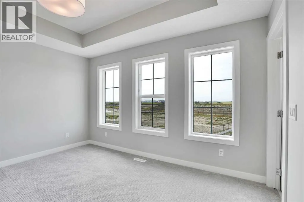 108 Bridgeport Green