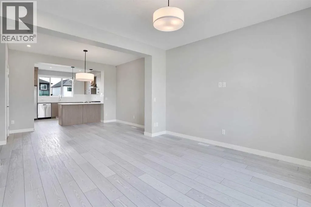 108 Bridgeport Green