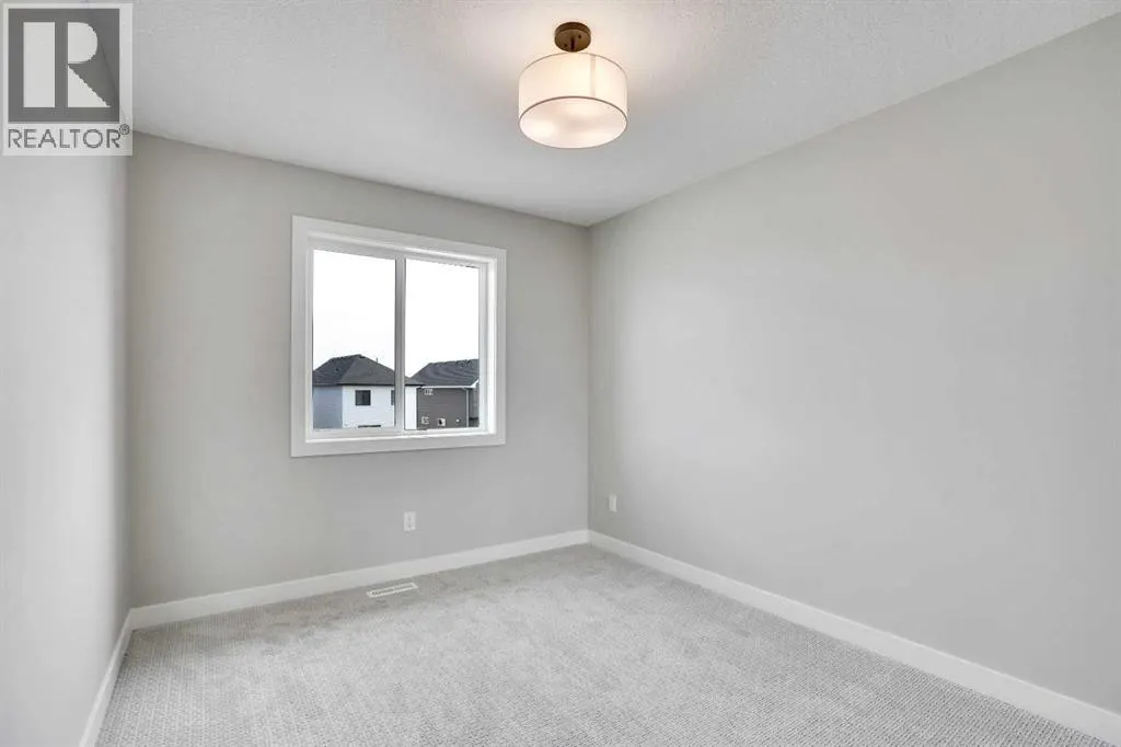 108 Bridgeport Green