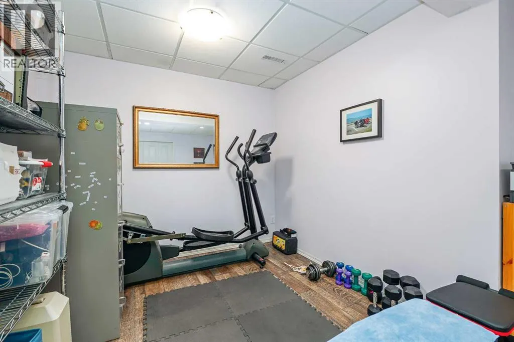 18 Tuscany Ravine Terrace NW