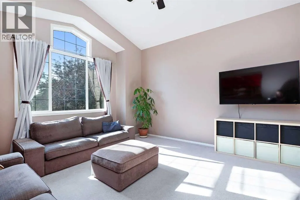 18 Tuscany Ravine Terrace NW