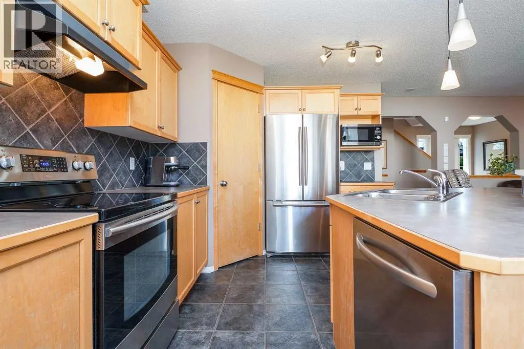 18 Tuscany Ravine Terrace NW