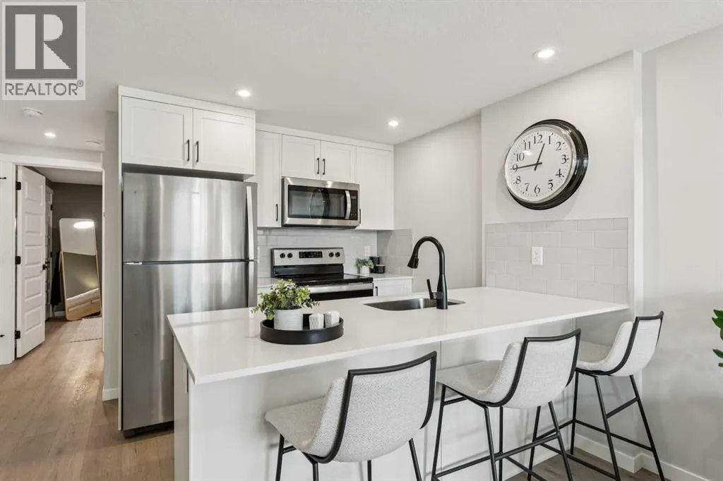 105, 135 Mahogany Parade SE