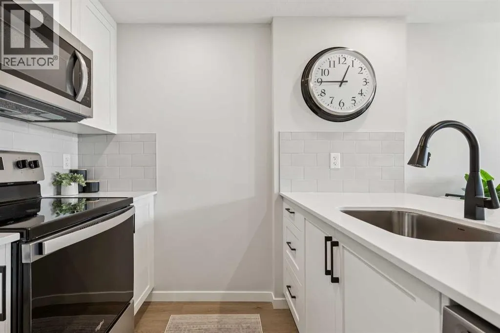 105, 135 Mahogany Parade SE