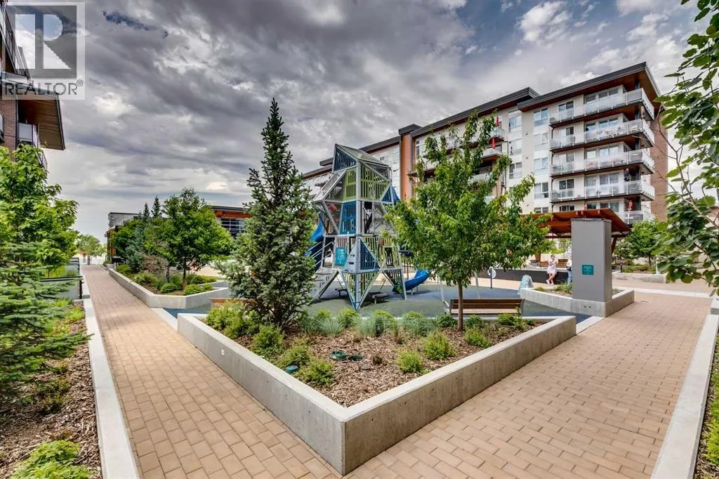 105, 135 Mahogany Parade SE