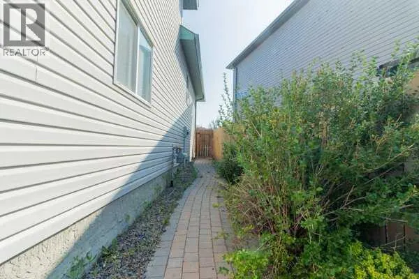 39 Saddlemont Manor NE