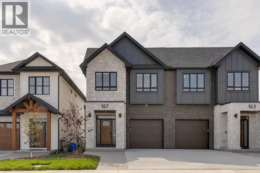 167 Greenwich Drive NW