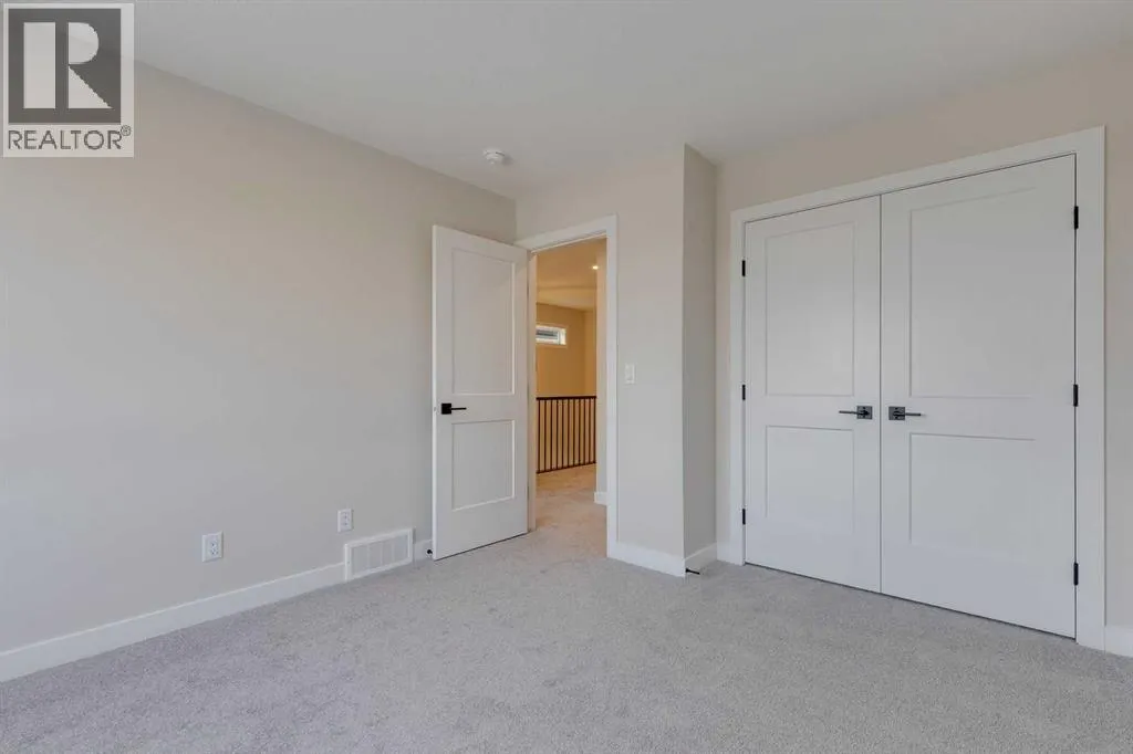 167 Greenwich Drive NW