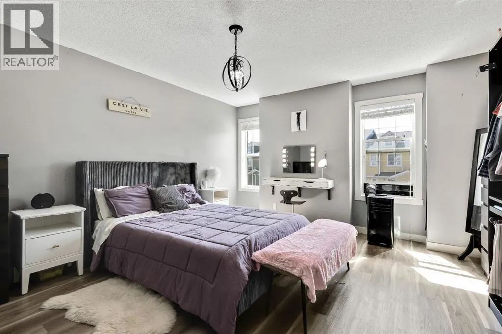 220 Mckenzie Towne Close SE